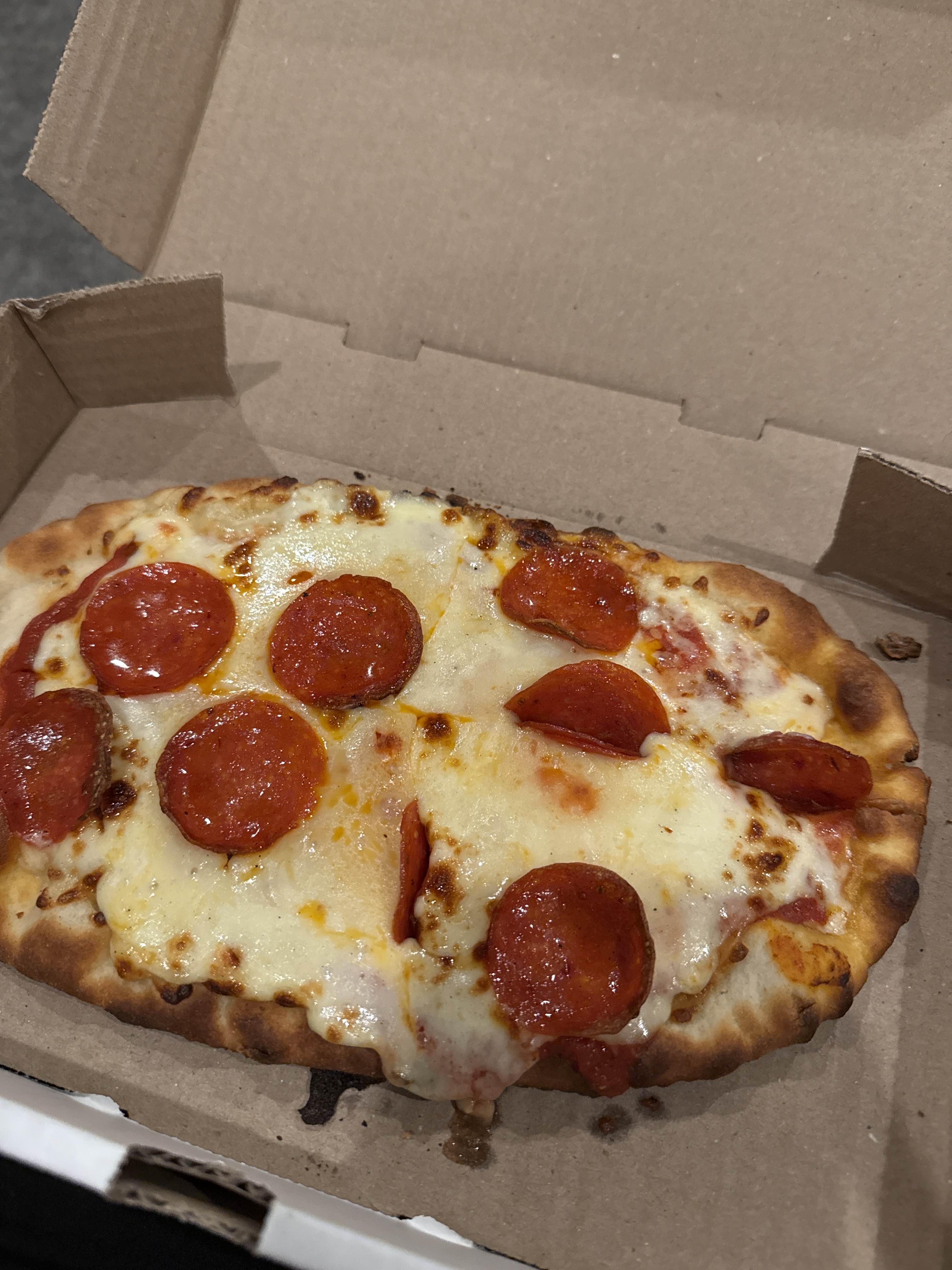 Pepperoni pizza