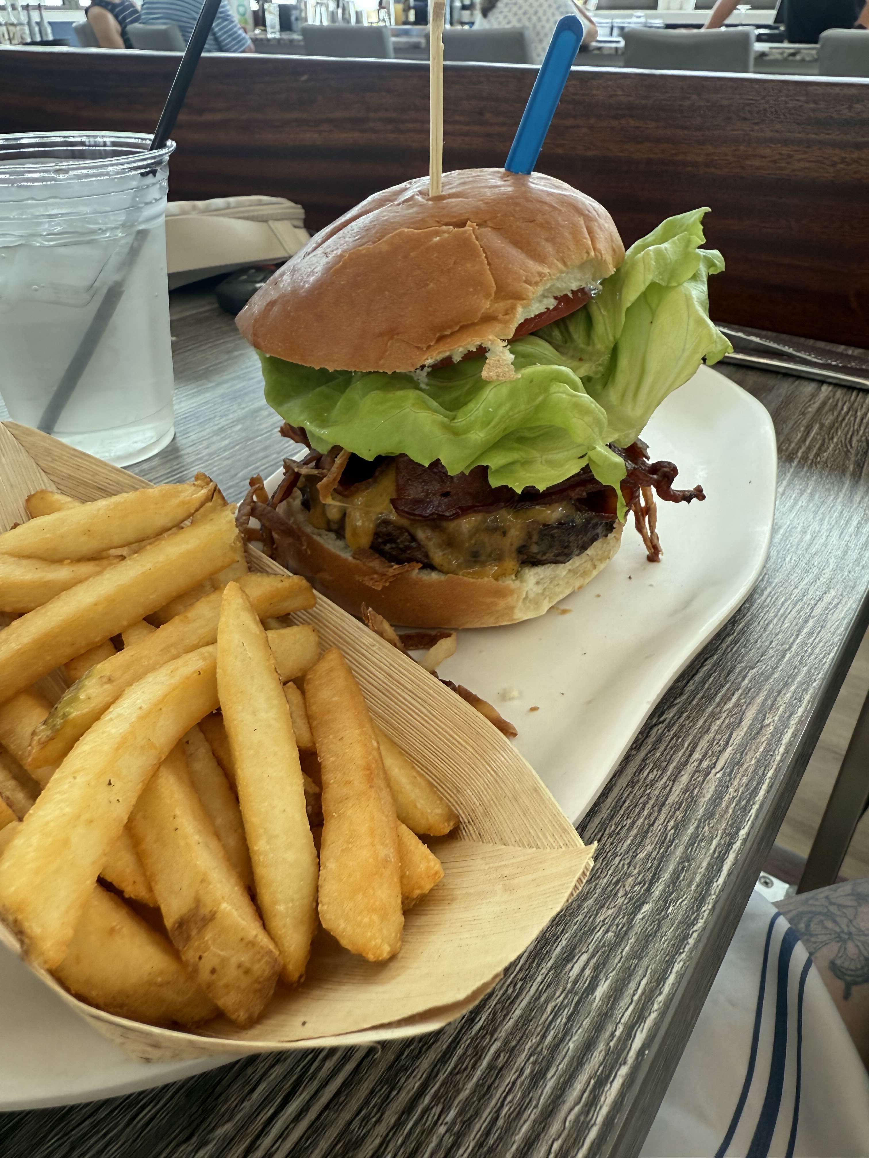 Cheeseburger and fries