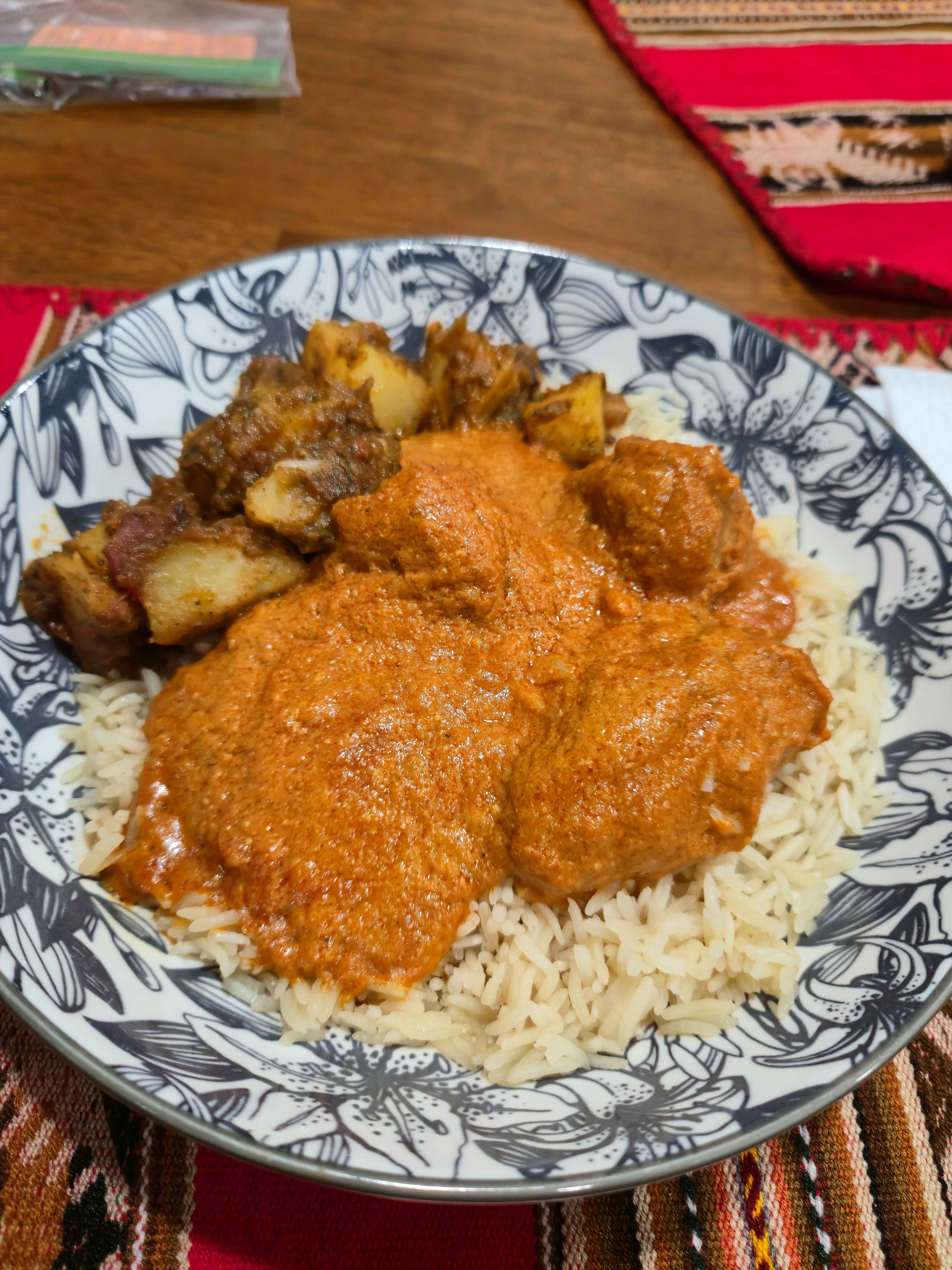 Curry with rice and potatoes