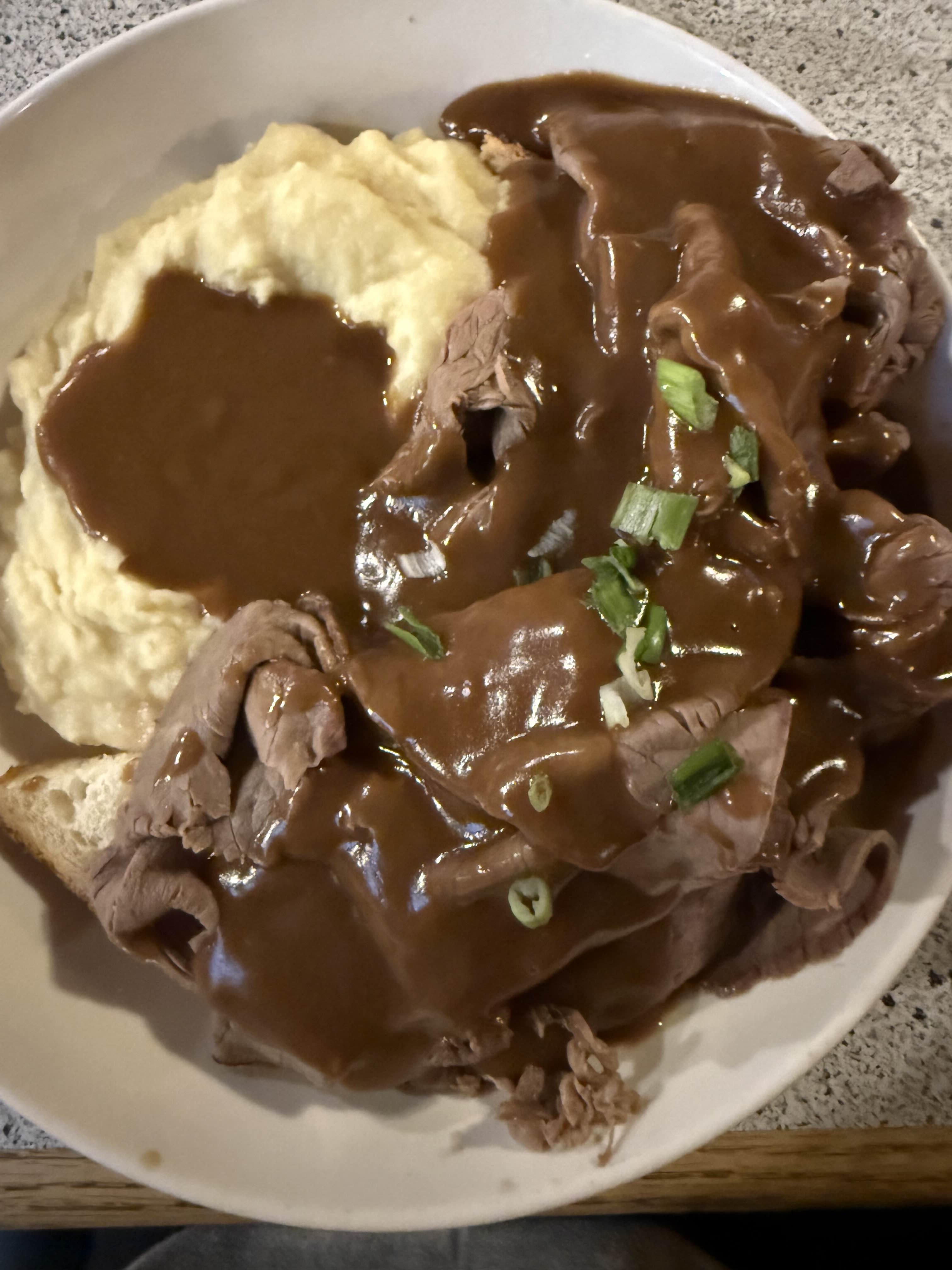 Hot roast beef sandwich