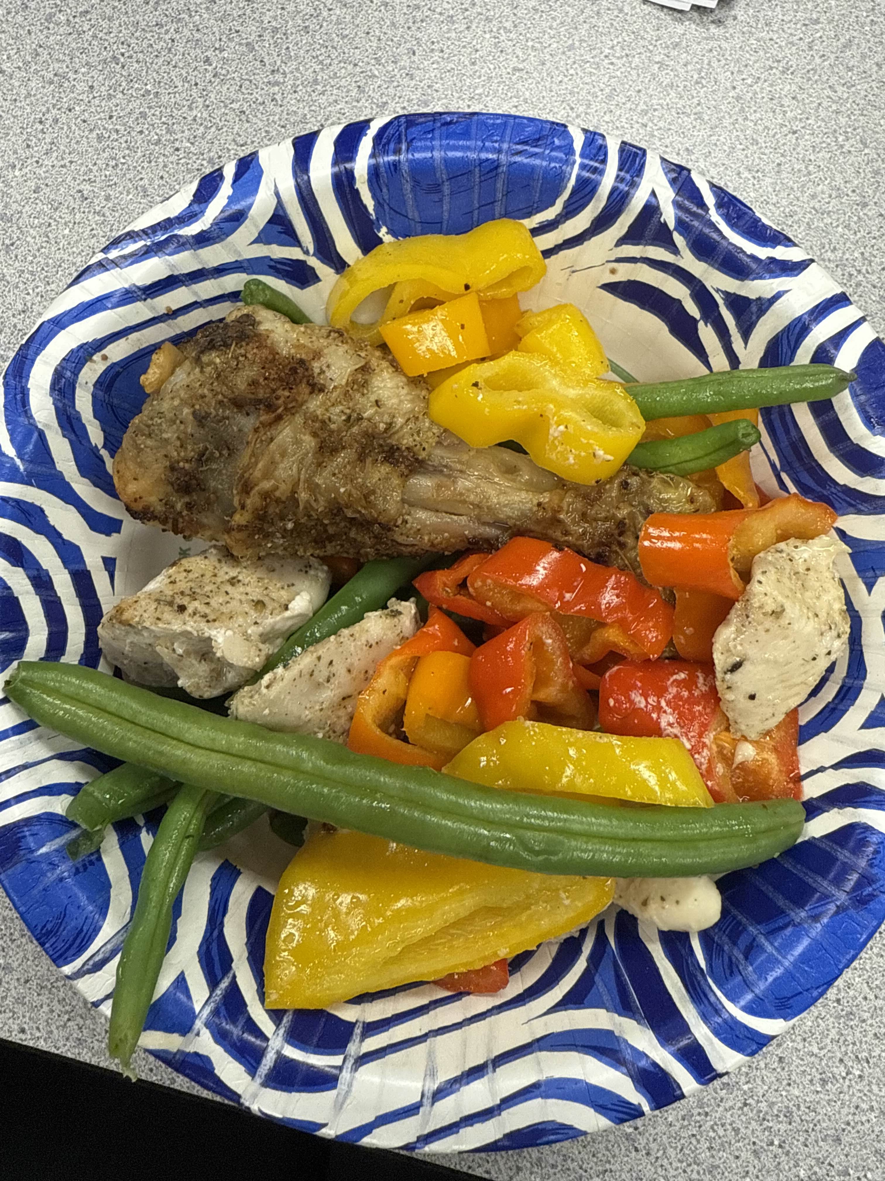 Grilled chicken and vegetables