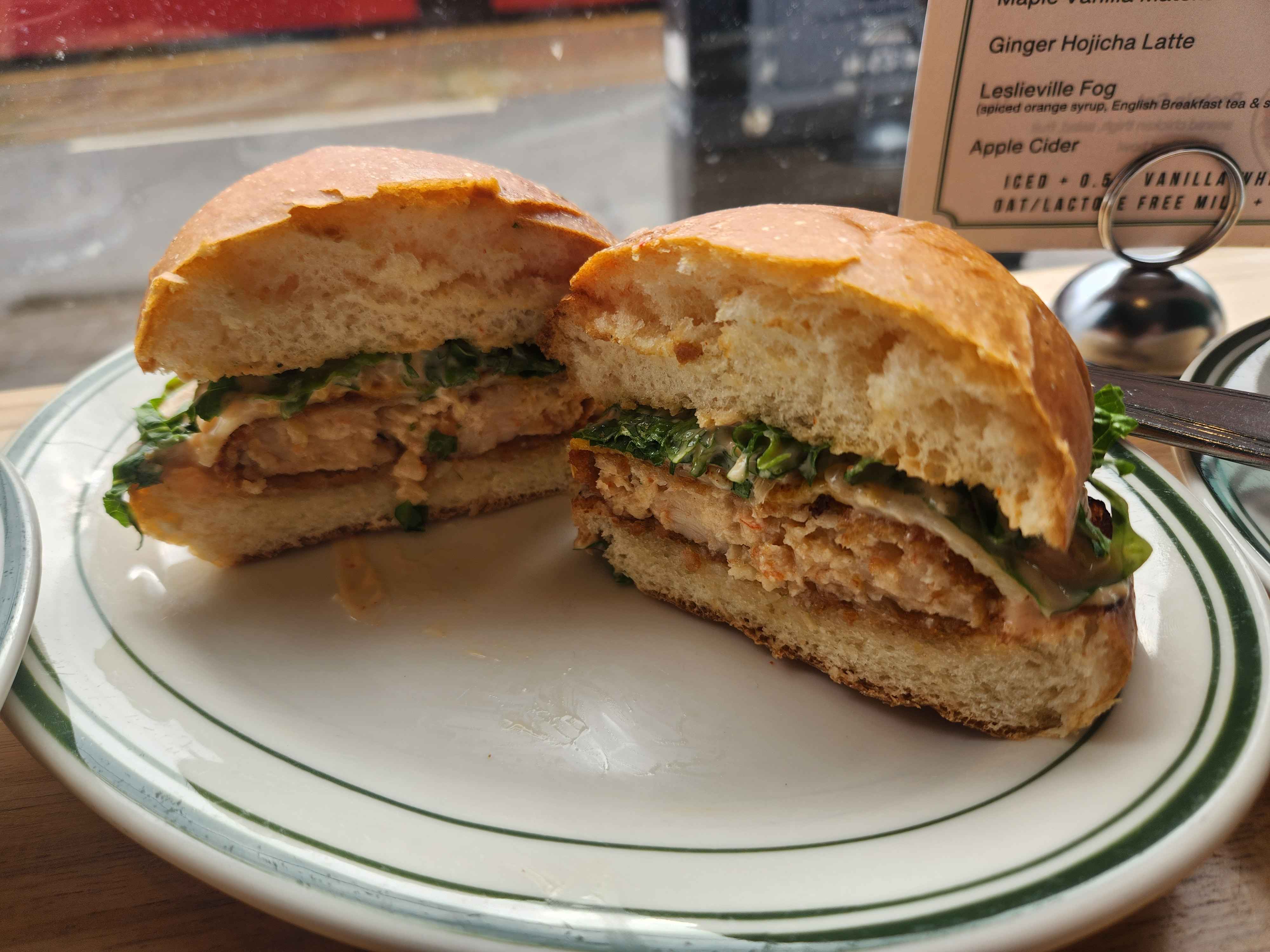 Chicken sandwich (2)