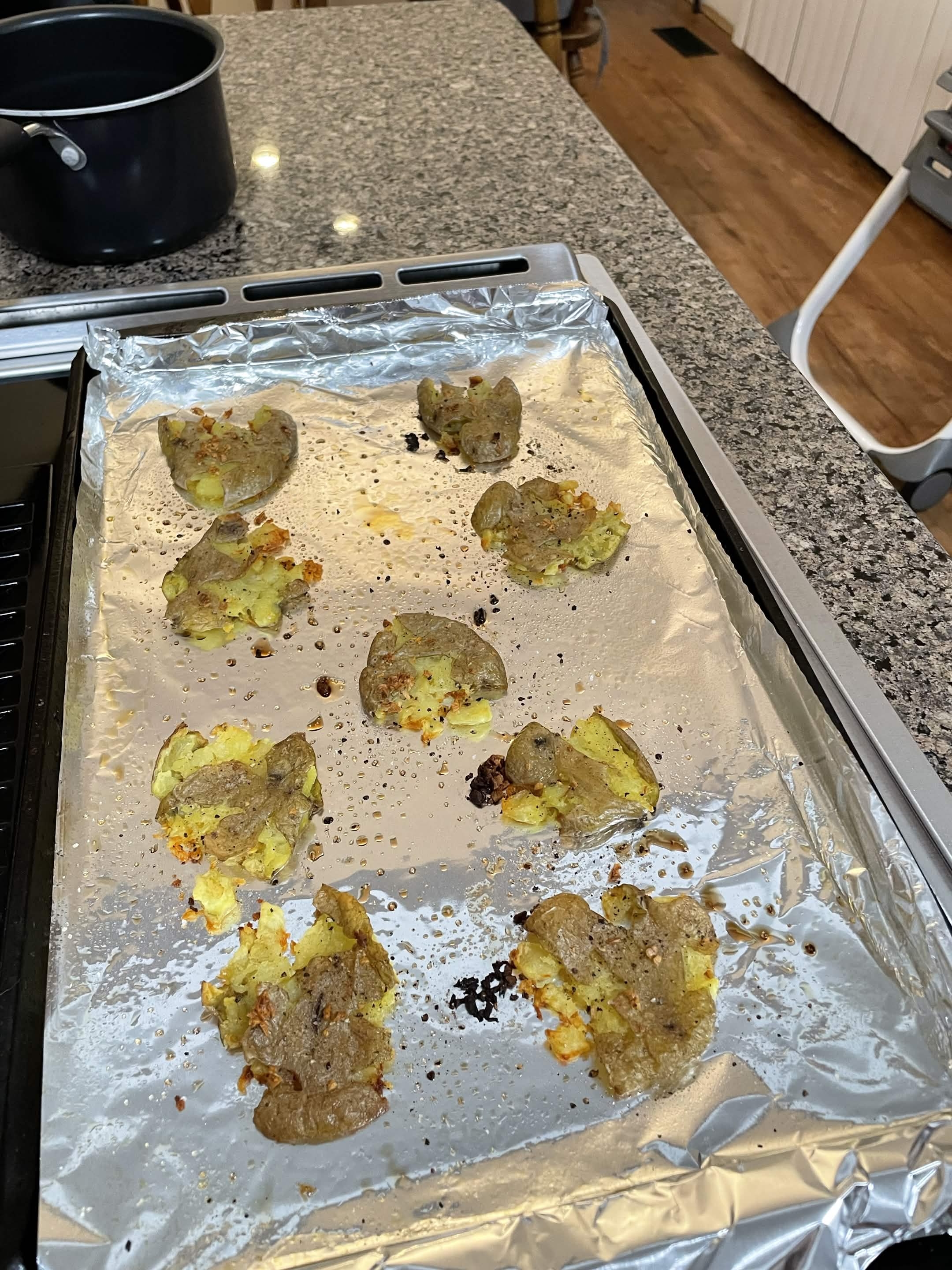 Smashed potatoes (3)