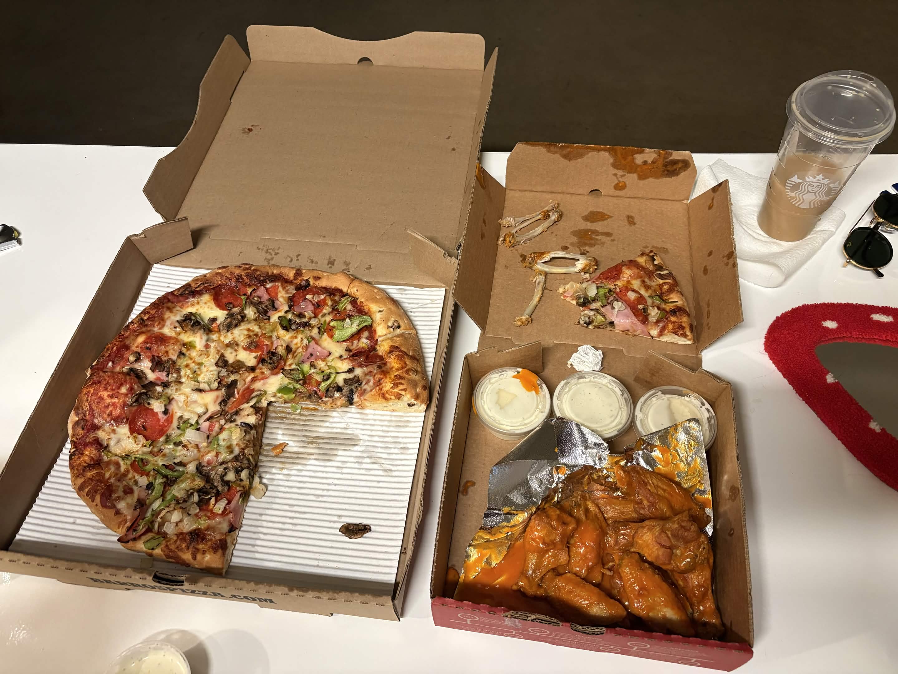 Pizza and buffalo wings
