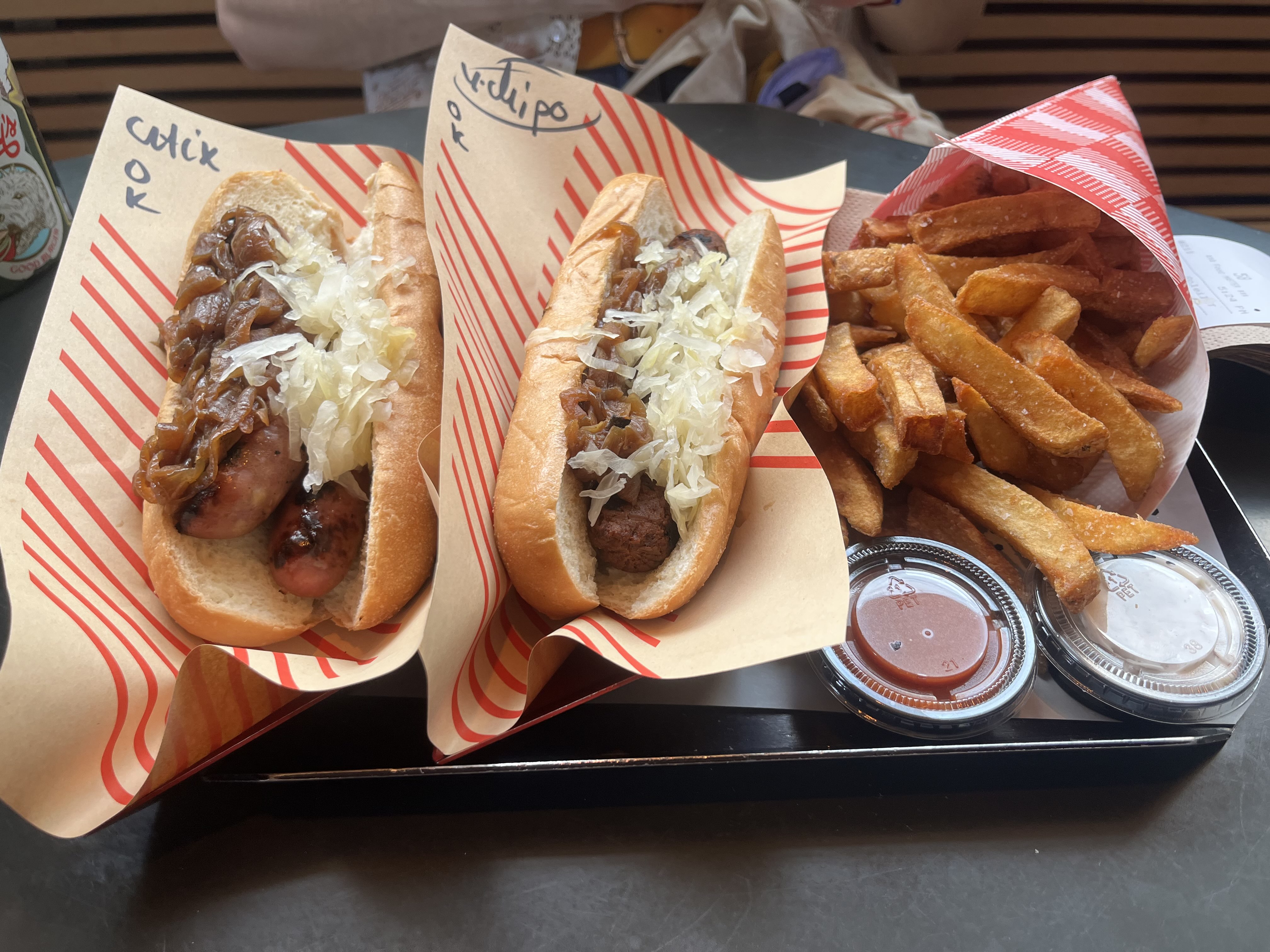 Sausages with onions and fries