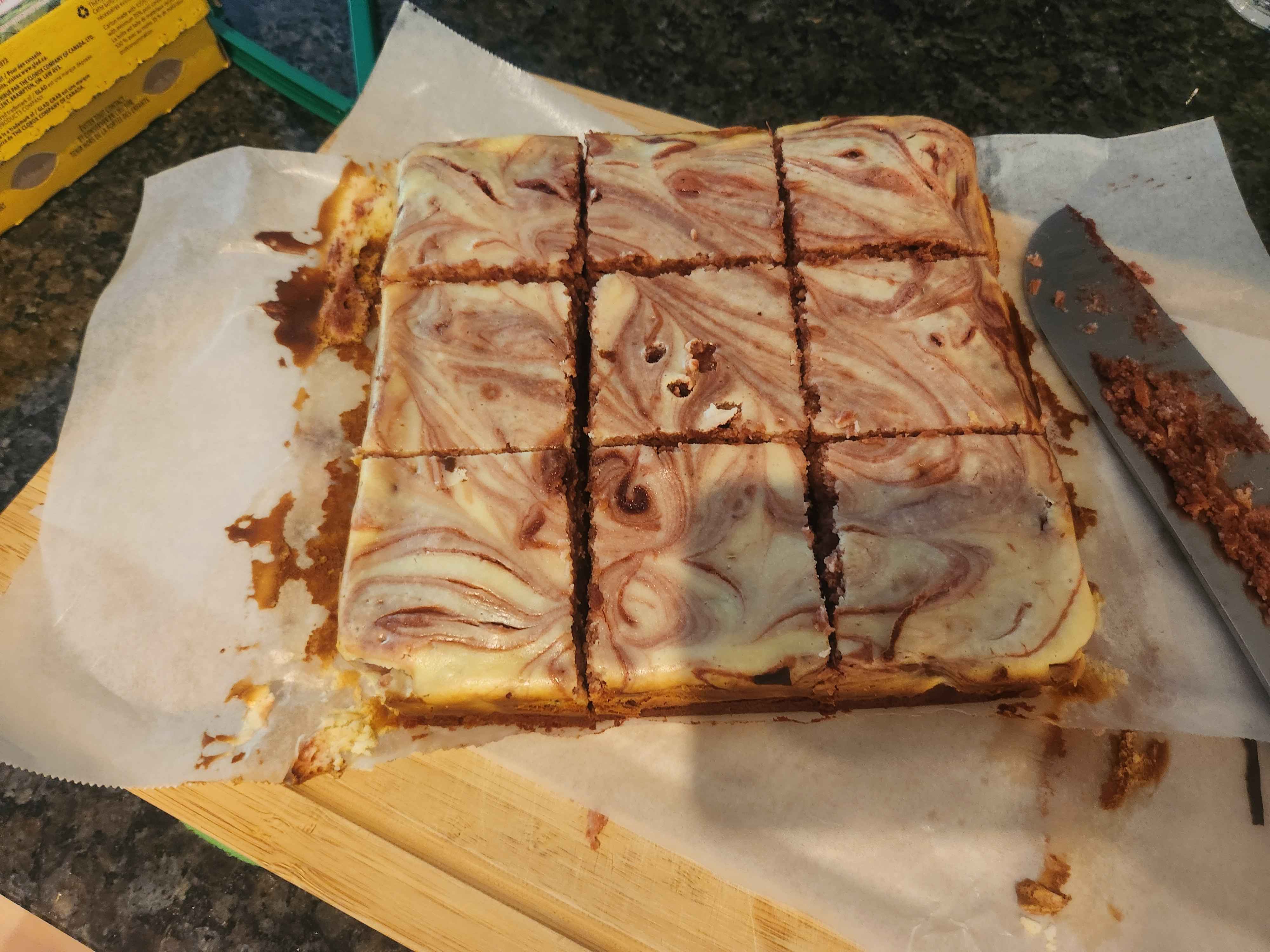 Marble cheesecake brownies