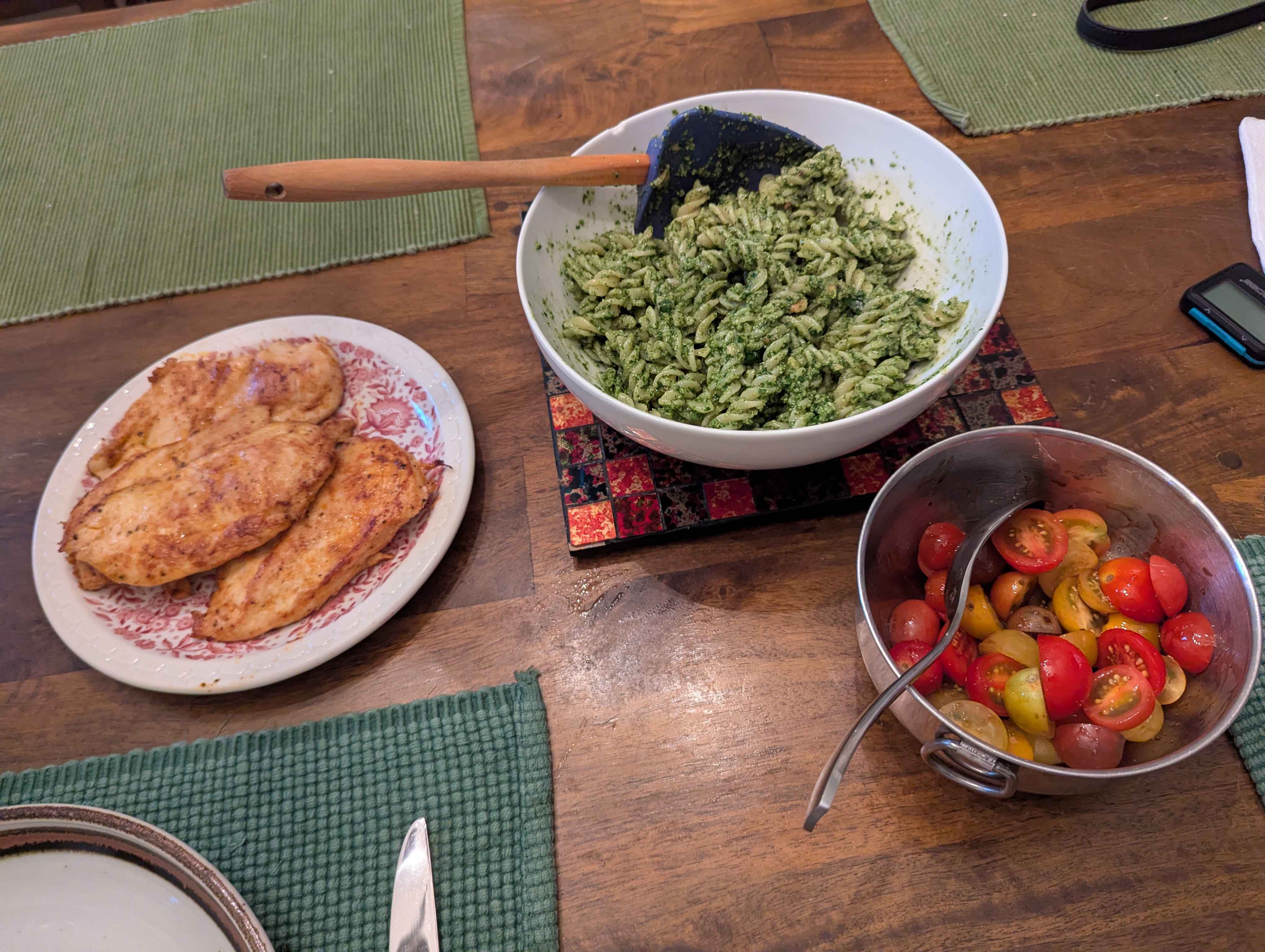 Grilled chicken pesto pasta salad