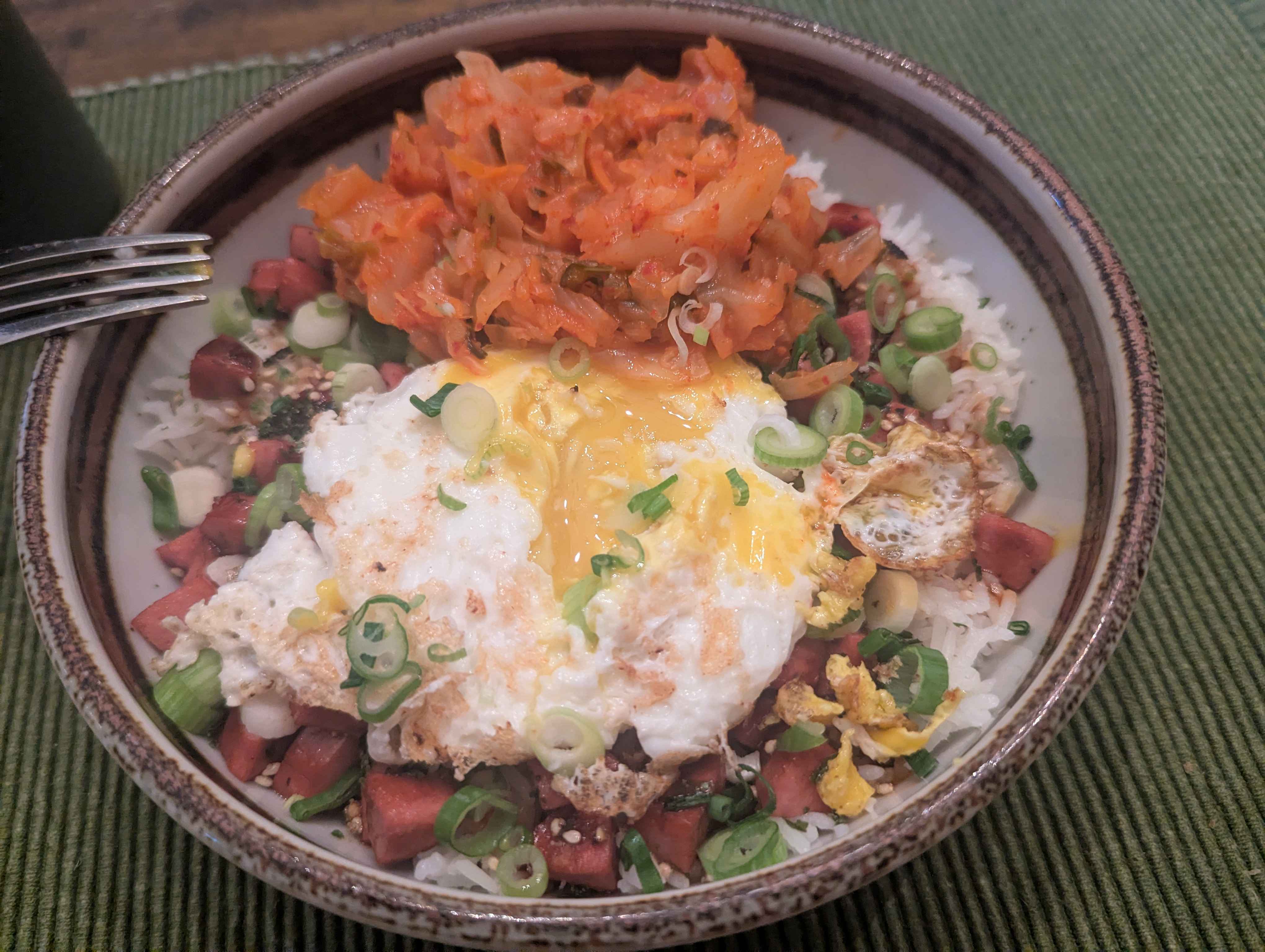 Hot dog kimchi rice bowl