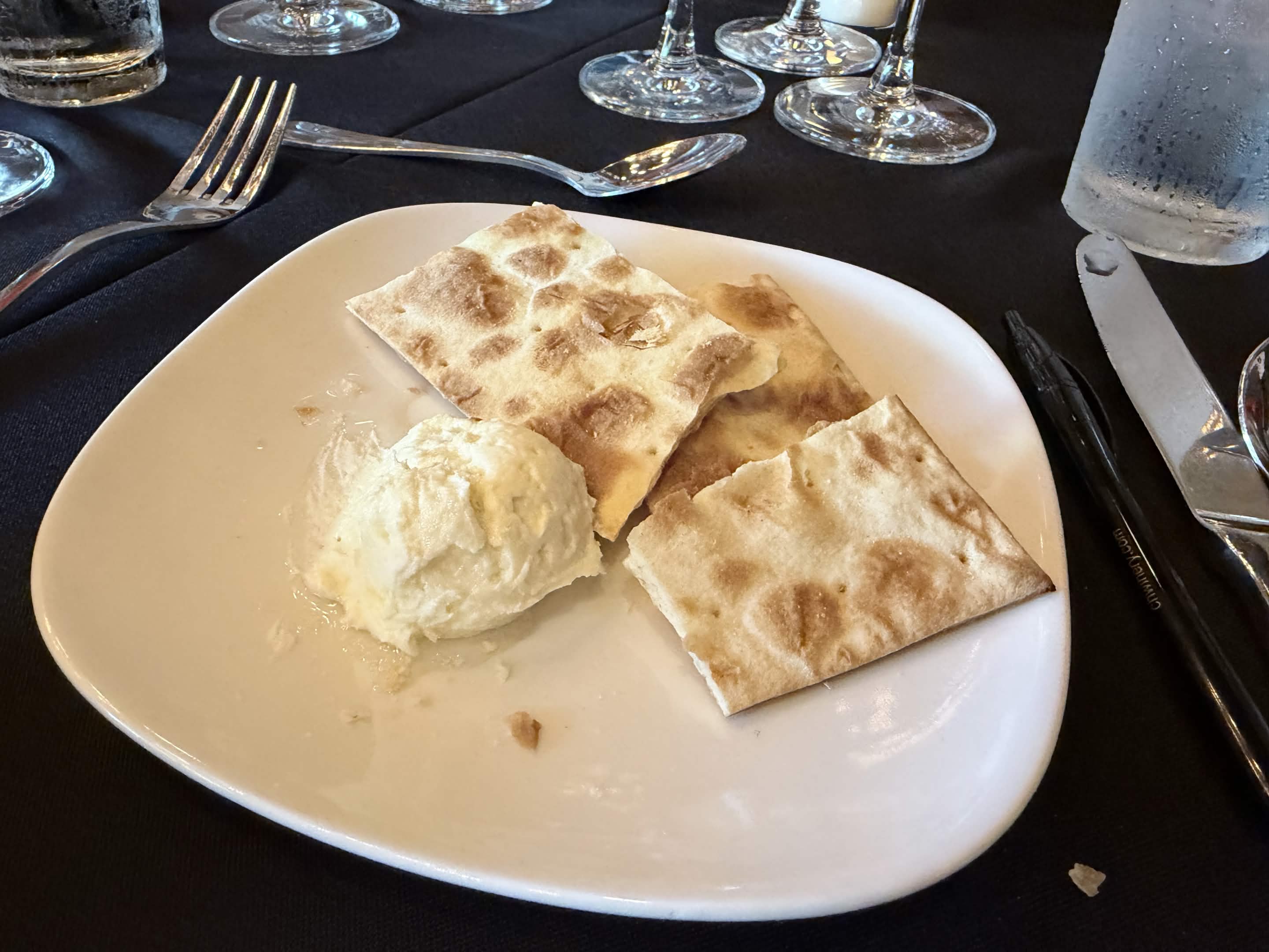 lil 3 course meal as a treat (1)