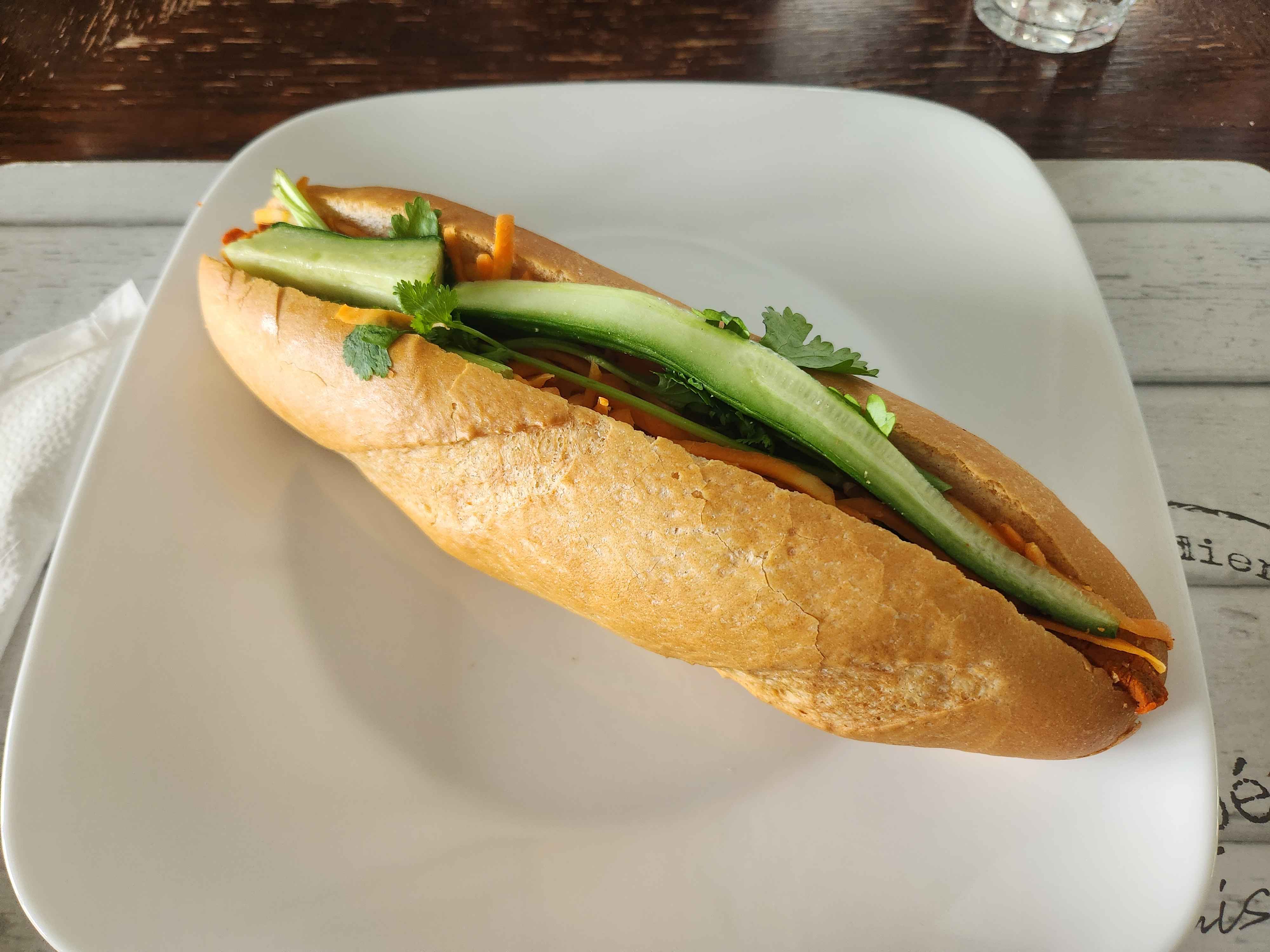 Banh mi sandwich
