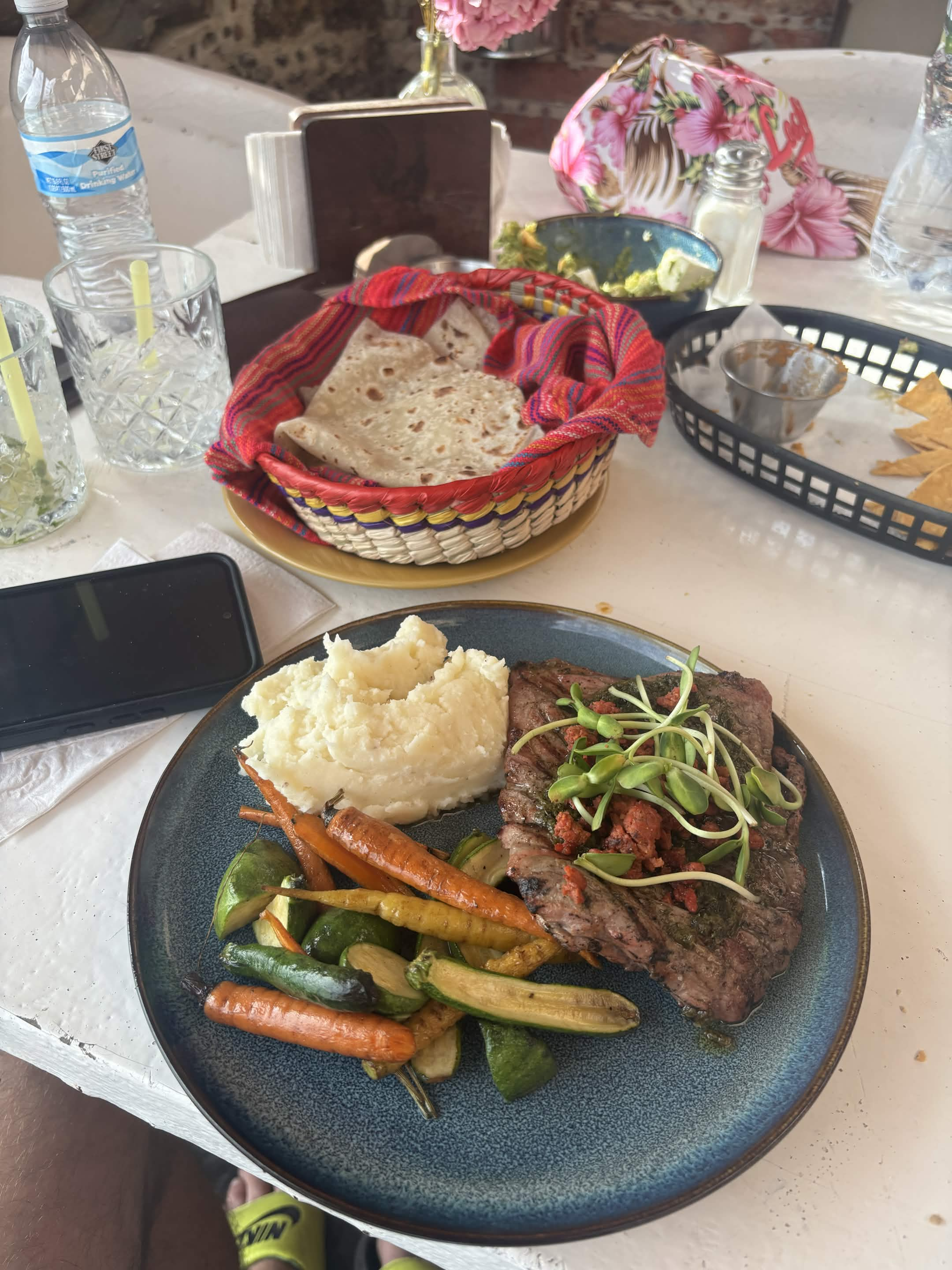 Grilled steak with vegetables (2)