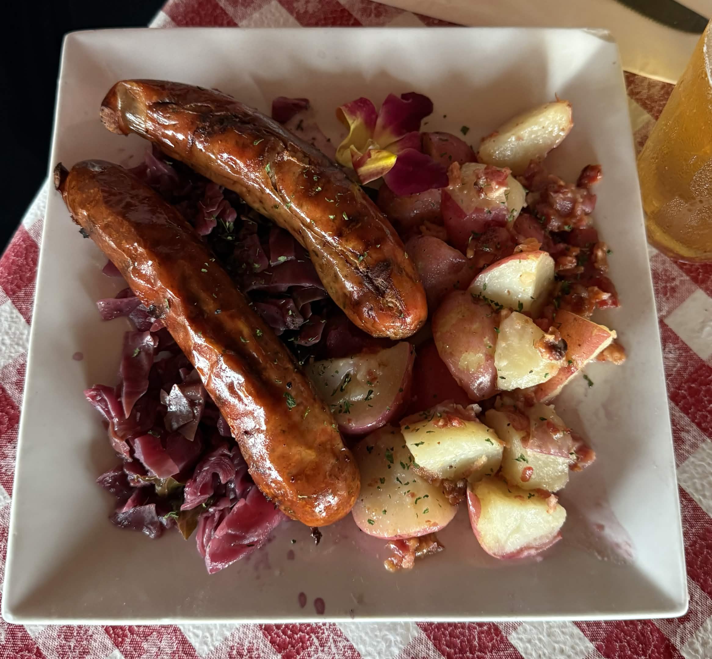 Sausages with red cabbage potatoes (4)