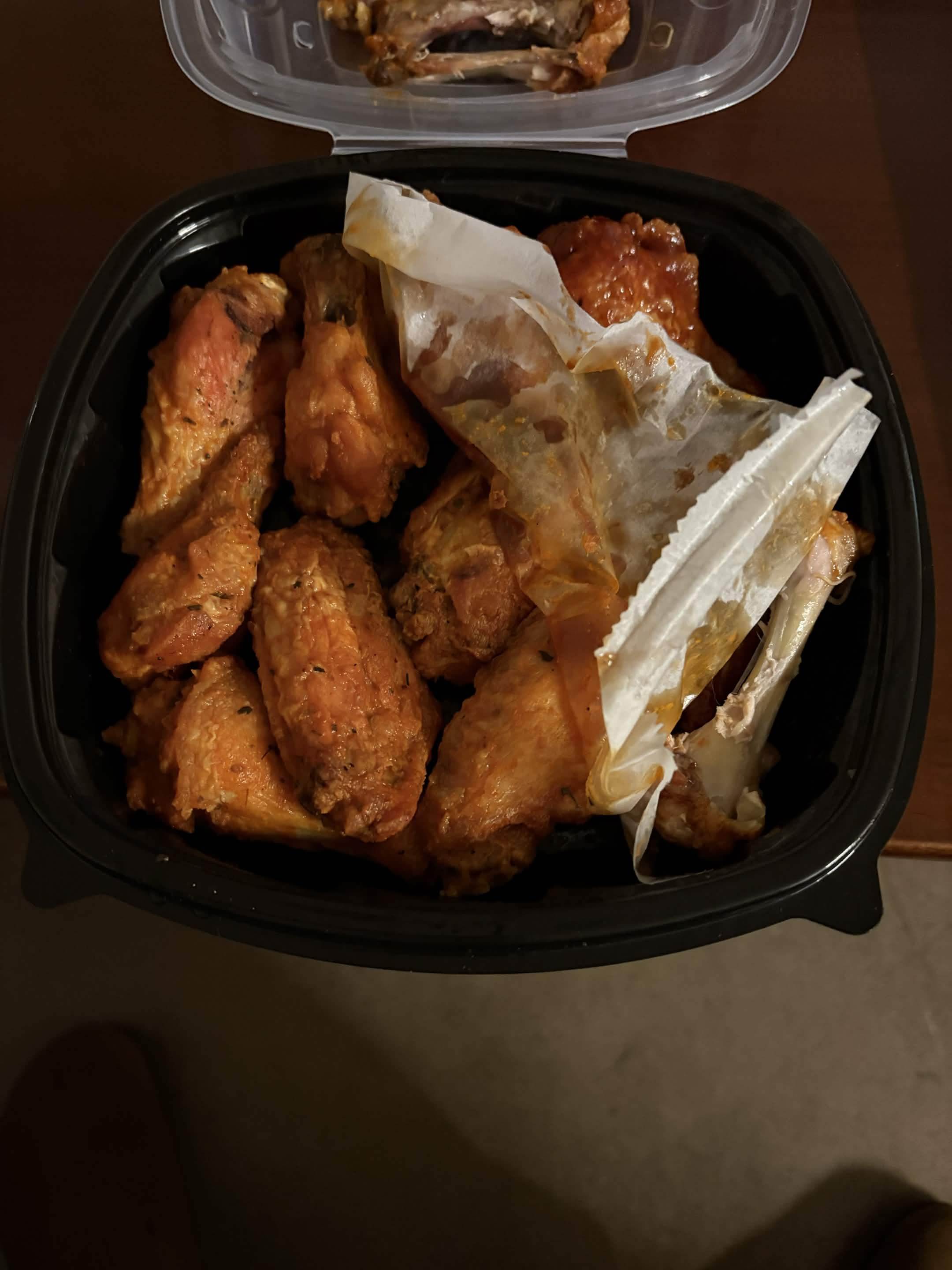 Chicken wings in container (2)